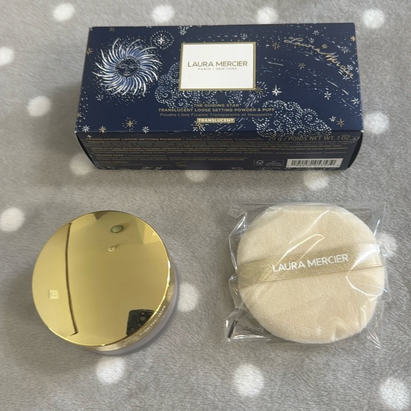 Laura Mercier Translucent Loose Setting Powder&Puff - Picture 6 of 14